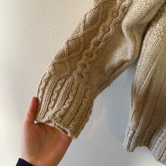 Inis Meais Ireland Cable Knit Sweater - Picture 4 of 12